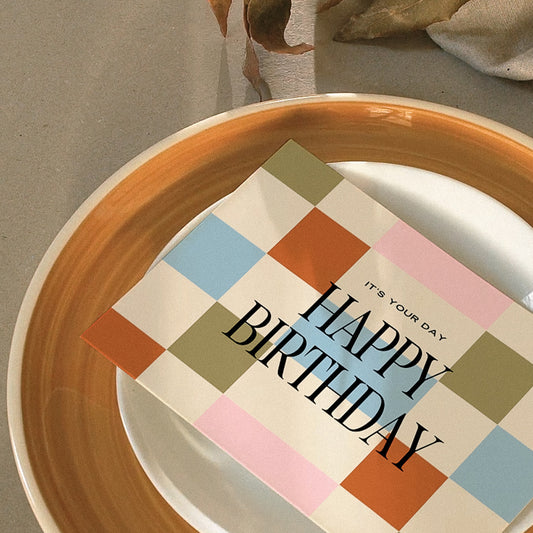 Čestitka boja Creative Studio — Happy Birthday Checkers